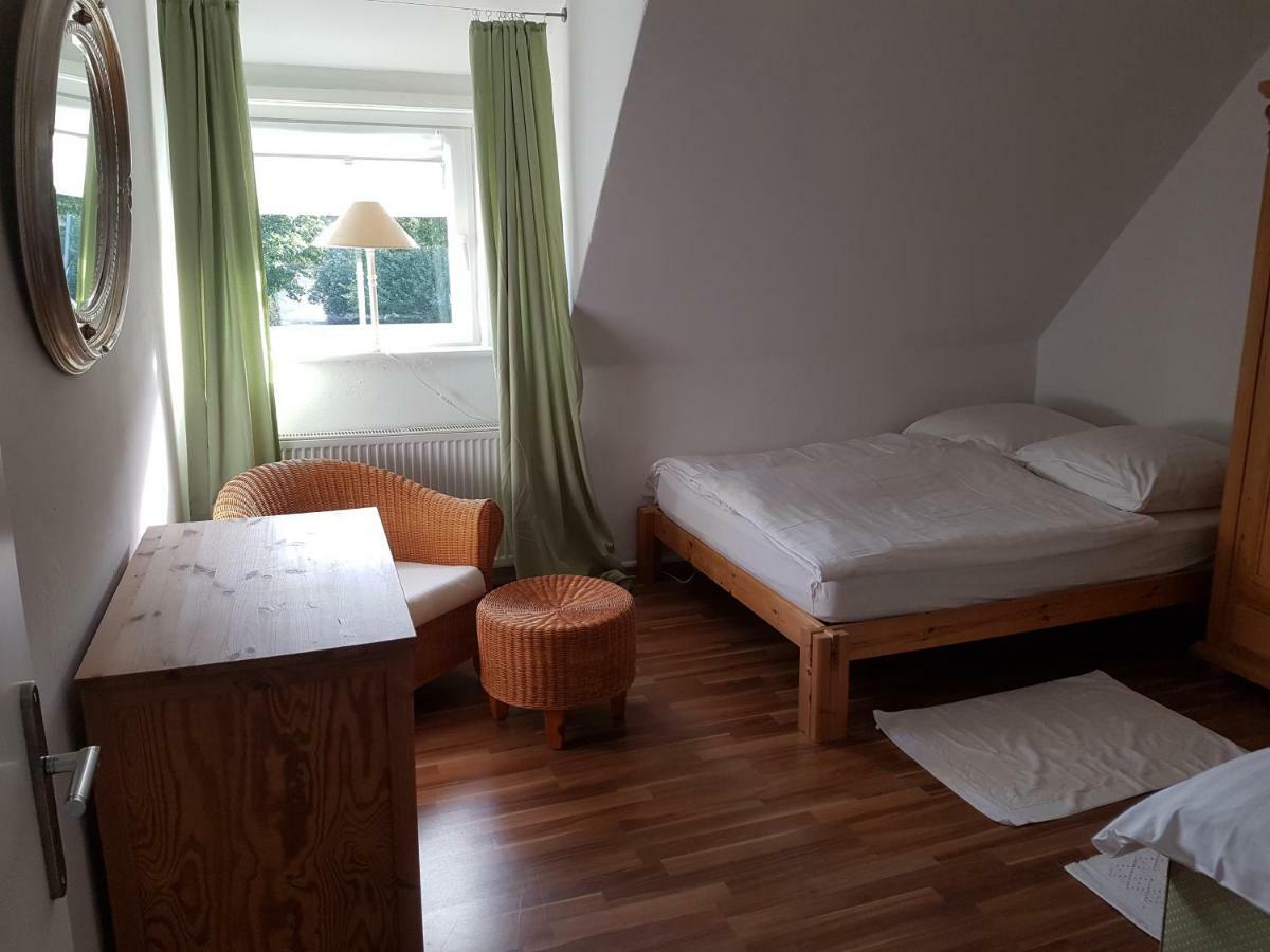 Apartment Am Park Lehrte Ngoại thất bức ảnh